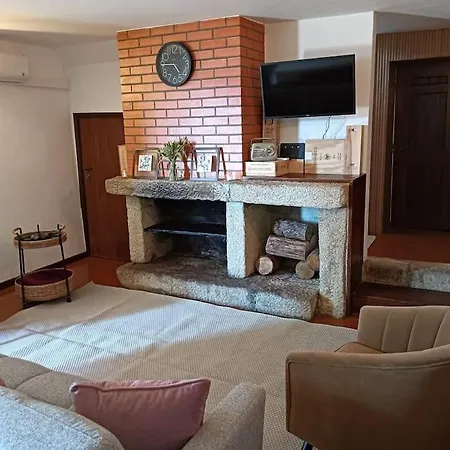 Casa Do Cacho * ארקוס דה ואלדבז